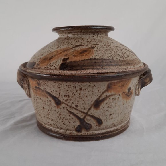 RARE Signed Pottery Casserole Dish and Bowl Set - Picture 2 of 11